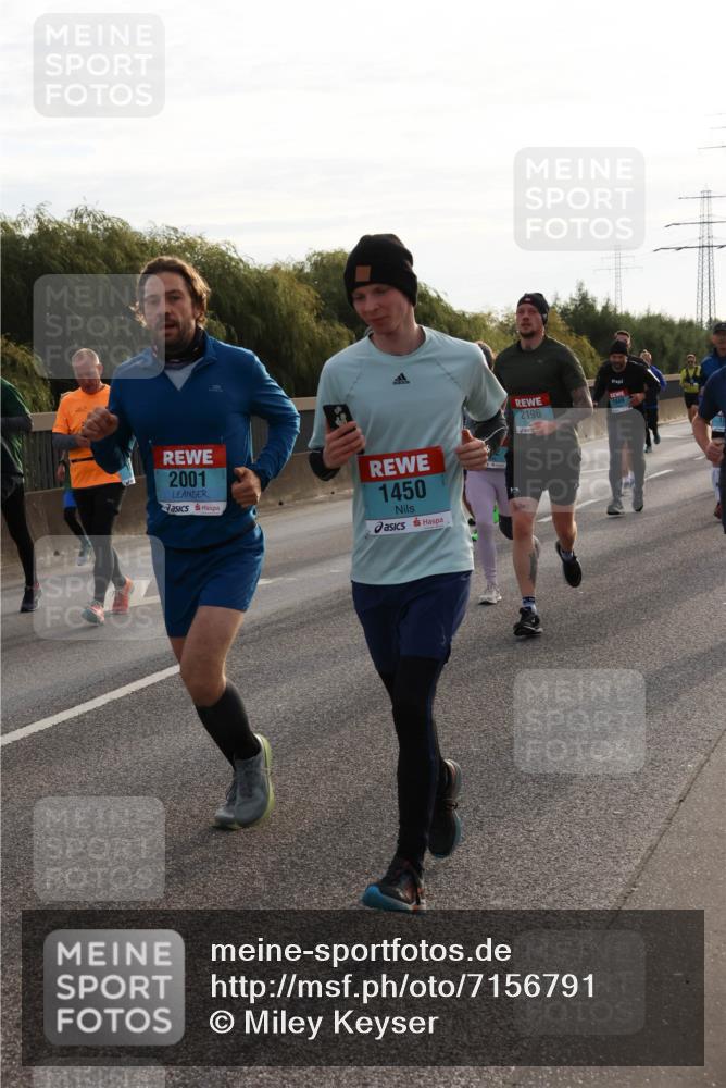 03.10.2024 - Köhlbrandbrückenlauf Miley Keyser http://msf.ph/oto/7156791 03.10.2024 09:15:33 Position 3 2001, 1450, 1, 1849, 2196 meine-sportfotos.de