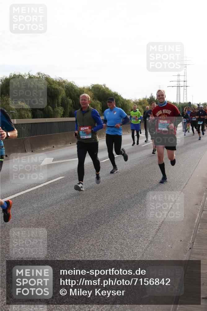 03.10.2024 - Köhlbrandbrückenlauf Miley Keyser http://msf.ph/oto/7156842 03.10.2024 09:15:41 Position 3 16, 1535 meine-sportfotos.de