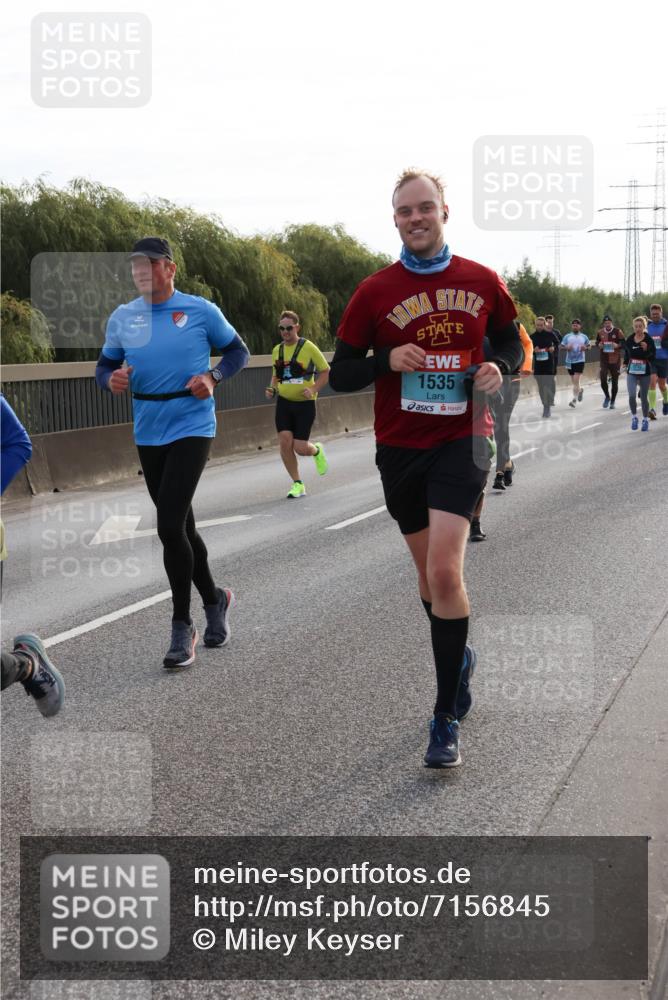 03.10.2024 - Köhlbrandbrückenlauf Miley Keyser http://msf.ph/oto/7156845 03.10.2024 09:15:42 Position 3 1535 meine-sportfotos.de