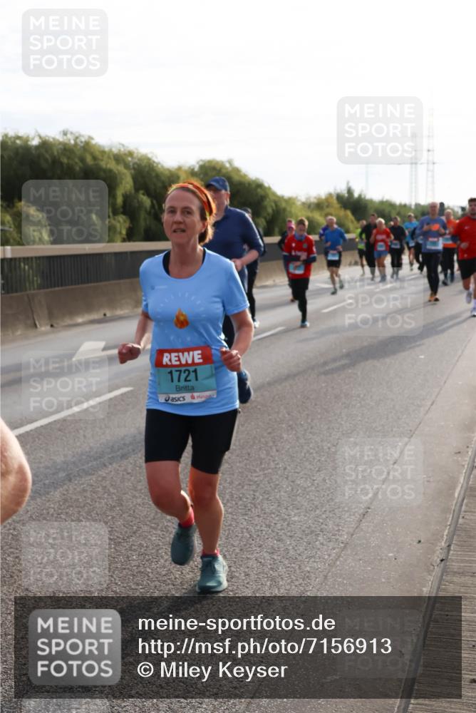 03.10.2024 - Köhlbrandbrückenlauf Miley Keyser http://msf.ph/oto/7156913 03.10.2024 09:15:52 Position 3 1721 meine-sportfotos.de