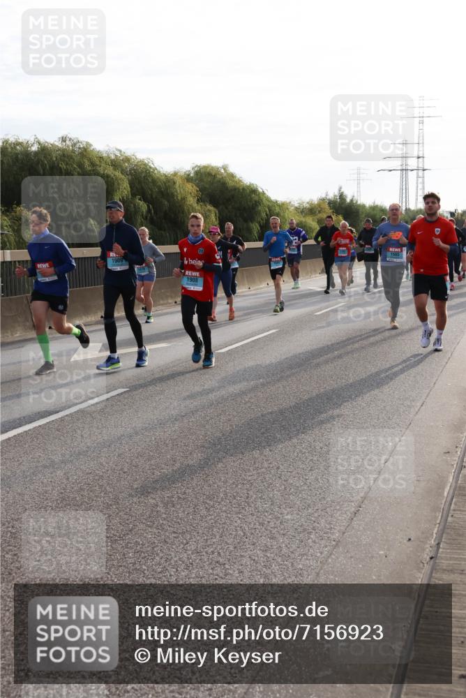 03.10.2024 - Köhlbrandbrückenlauf Miley Keyser http://msf.ph/oto/7156923 03.10.2024 09:15:54 Position 3 1909, 96, 1565, 1908 meine-sportfotos.de