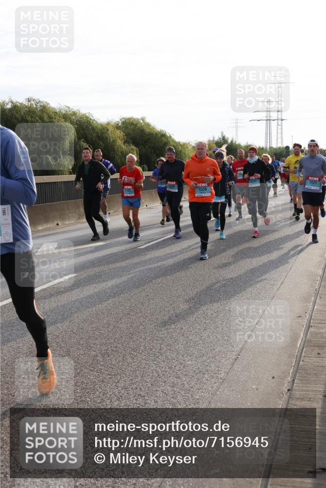 03.10.2024 - Köhlbrandbrückenlauf Miley Keyser http://msf.ph/oto/7156945 03.10.2024 09:15:57 Position 3 1703, 1892, 1590, 1539, 1751, 1525 meine-sportfotos.de