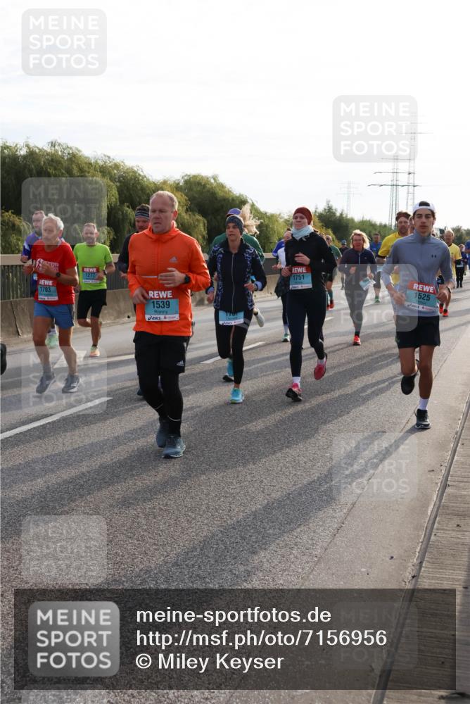 03.10.2024 - Köhlbrandbrückenlauf Miley Keyser http://msf.ph/oto/7156956 03.10.2024 09:15:59 Position 3 1703, 1277, 1539, 1751, 1525 meine-sportfotos.de