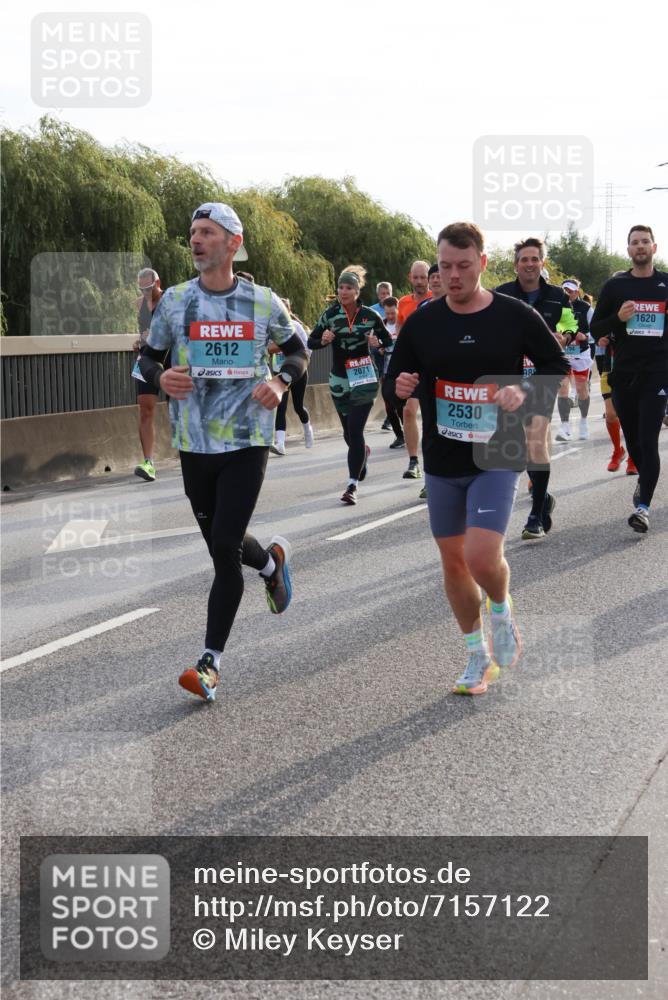 03.10.2024 - Köhlbrandbrückenlauf Miley Keyser http://msf.ph/oto/7157122 03.10.2024 09:16:19 Position 3 2612, 2071, 2530, 98, 1620 meine-sportfotos.de