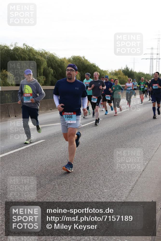 03.10.2024 - Köhlbrandbrückenlauf Miley Keyser http://msf.ph/oto/7157189 03.10.2024 09:16:31 Position 3 1080, 1996, 1812, 1926, 2056 meine-sportfotos.de