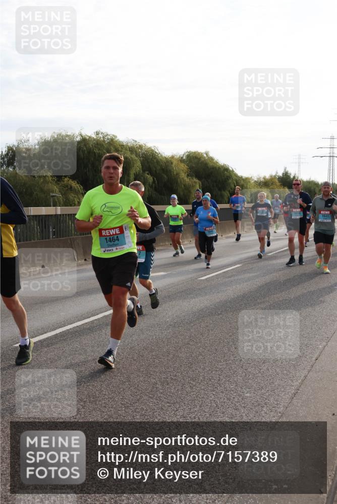 03.10.2024 - Köhlbrandbrückenlauf Miley Keyser http://msf.ph/oto/7157389 03.10.2024 09:17:00 Position 3 1464, 1643, 1747, 1610, 1641 meine-sportfotos.de