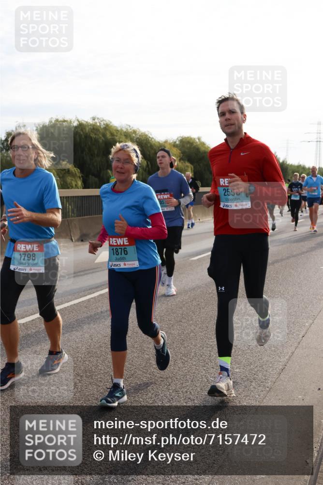 03.10.2024 - Köhlbrandbrückenlauf Miley Keyser http://msf.ph/oto/7157472 03.10.2024 09:17:12 Position 3 1798, 1876, 35, 2550 meine-sportfotos.de