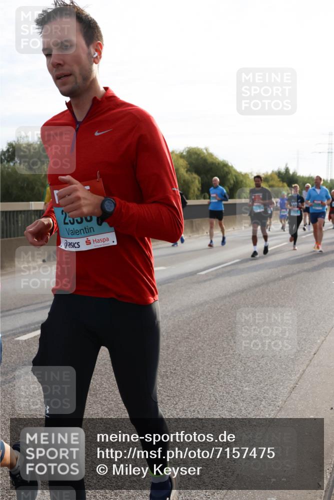 03.10.2024 - Köhlbrandbrückenlauf Miley Keyser http://msf.ph/oto/7157475 03.10.2024 09:17:13 Position 3  meine-sportfotos.de