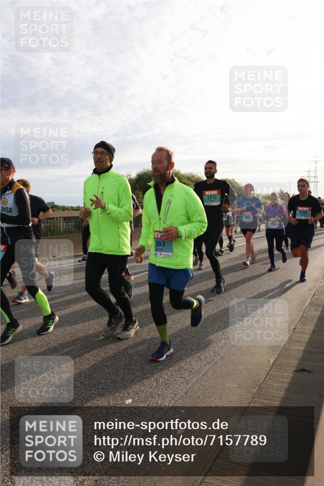 03.10.2024 - Köhlbrandbrückenlauf Miley Keyser http://msf.ph/oto/7157789 03.10.2024 09:18:47 Position 3 863, 1773, 2763, 2041, 1821 meine-sportfotos.de