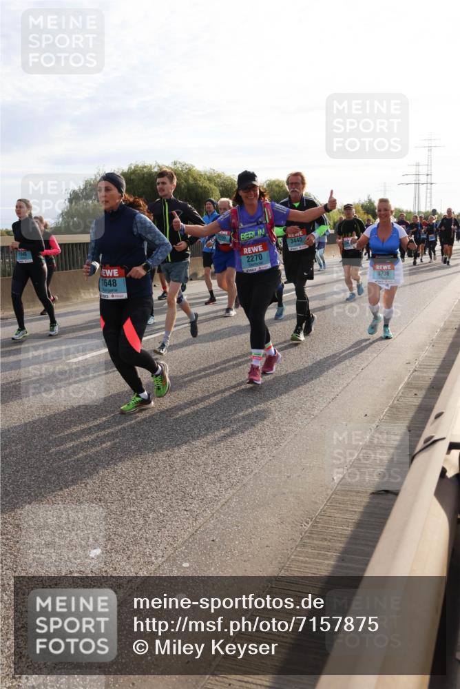 03.10.2024 - Köhlbrandbrückenlauf Miley Keyser http://msf.ph/oto/7157875 03.10.2024 09:19:15 Position 3 1648, 2270, 3440, 3736 meine-sportfotos.de