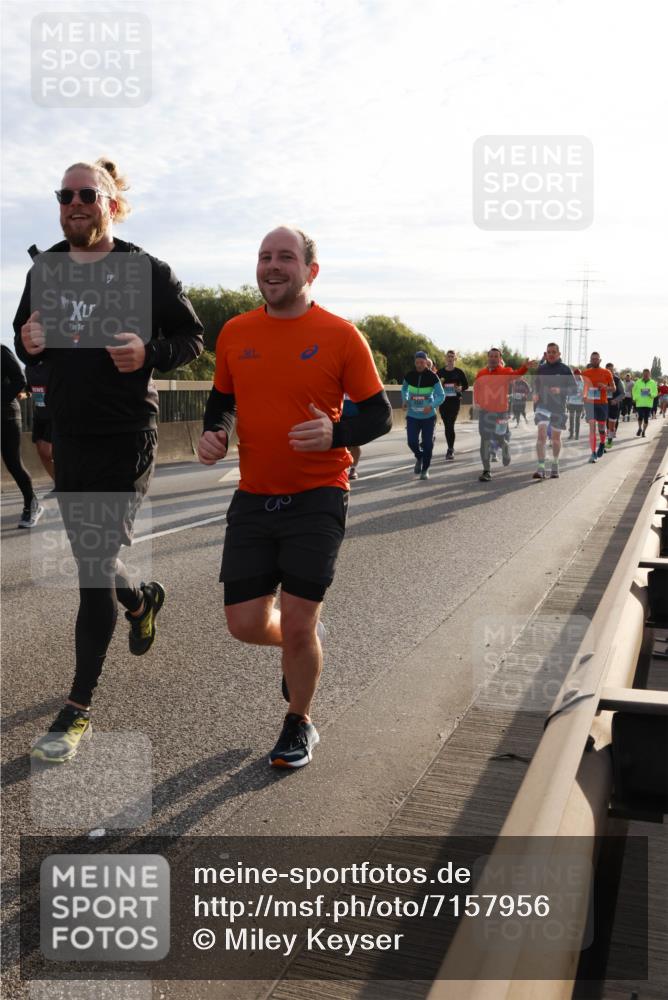 03.10.2024 - Köhlbrandbrückenlauf Miley Keyser http://msf.ph/oto/7157956 03.10.2024 09:19:47 Position 3  meine-sportfotos.de