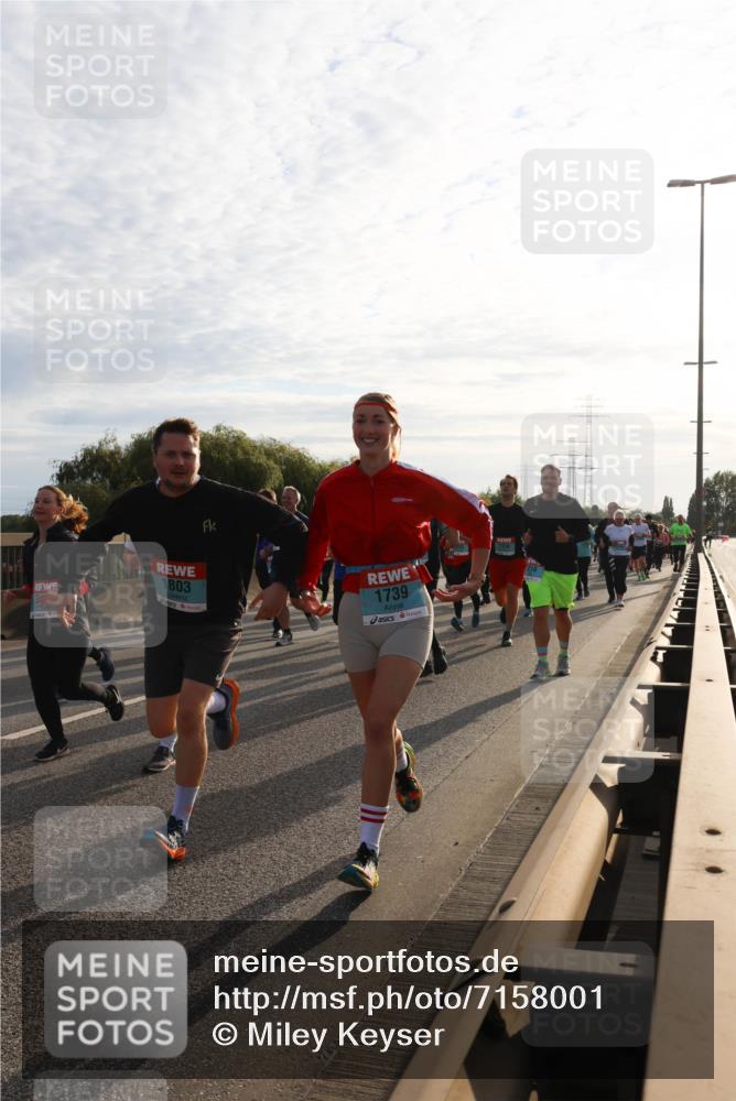 03.10.2024 - Köhlbrandbrückenlauf Miley Keyser http://msf.ph/oto/7158001 03.10.2024 09:20:03 Position 3 1803, 1739 meine-sportfotos.de