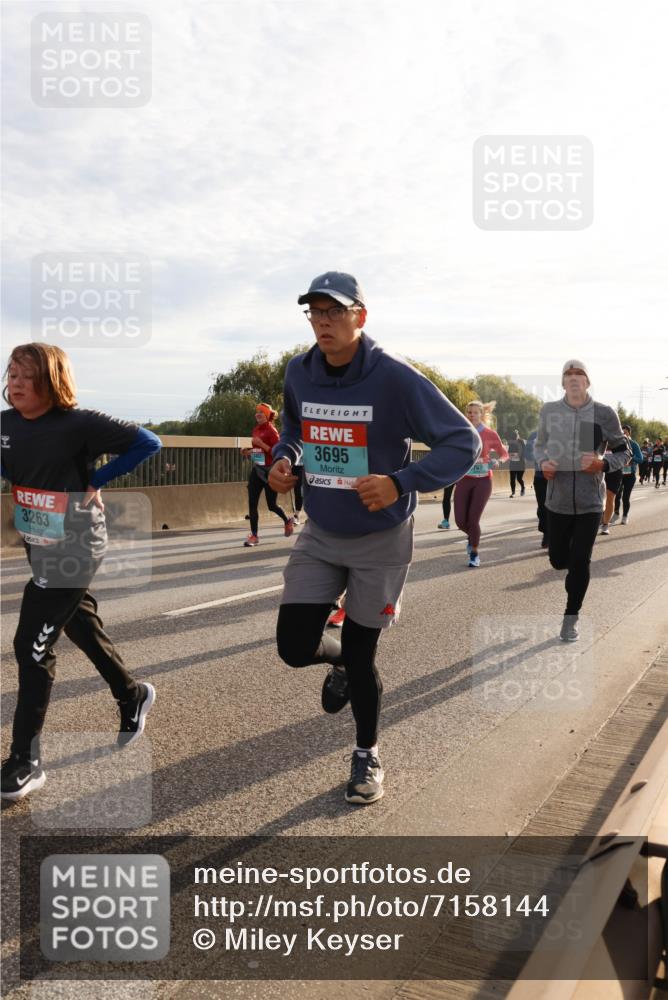 03.10.2024 - Köhlbrandbrückenlauf Miley Keyser http://msf.ph/oto/7158144 03.10.2024 09:20:46 Position 3 3263, 3695 meine-sportfotos.de