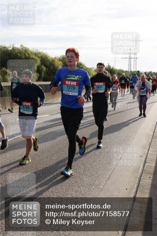 03.10.2024 - Köhlbrandbrückenlauf Miley Keyser http://msf.ph/oto/7158577 03.10.2024 09:23:08 Position 3 9, 3705, 1275, 3031, 2419 meine-sportfotos.de