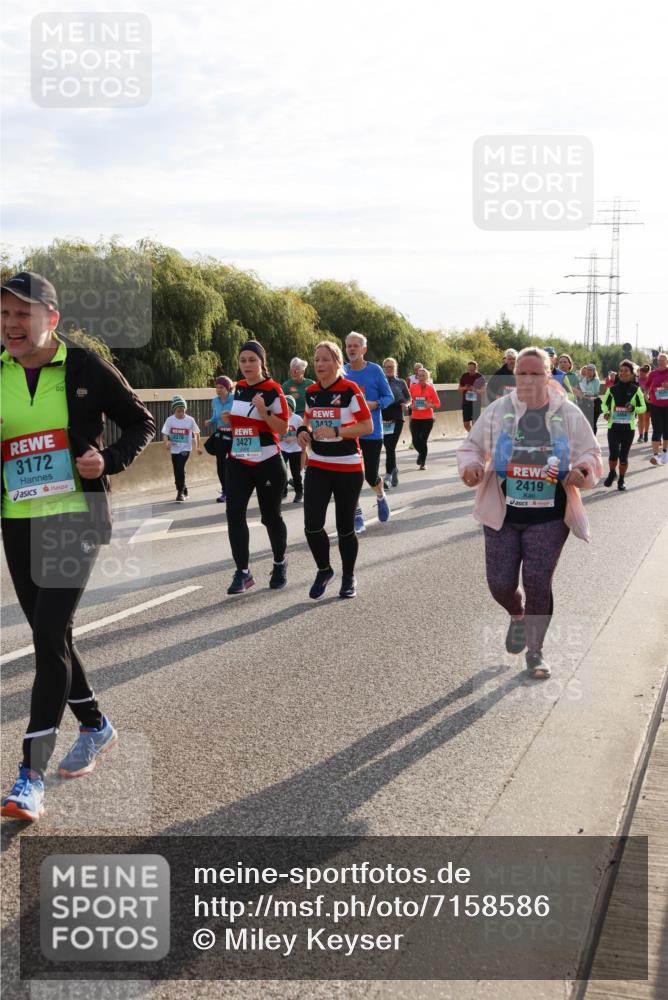 03.10.2024 - Köhlbrandbrückenlauf Miley Keyser http://msf.ph/oto/7158586 03.10.2024 09:23:11 Position 3 3172, 3432, 2376, 3427, 2419 meine-sportfotos.de