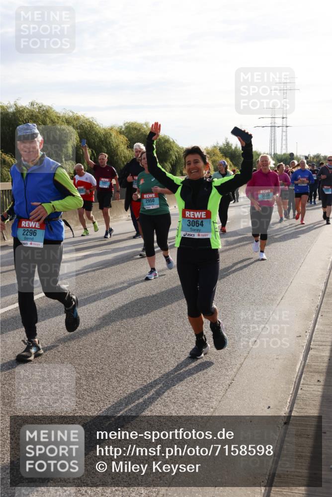 03.10.2024 - Köhlbrandbrückenlauf Miley Keyser http://msf.ph/oto/7158598 03.10.2024 09:23:16 Position 3 2296, 3407, 2950, 3064, 3559 meine-sportfotos.de