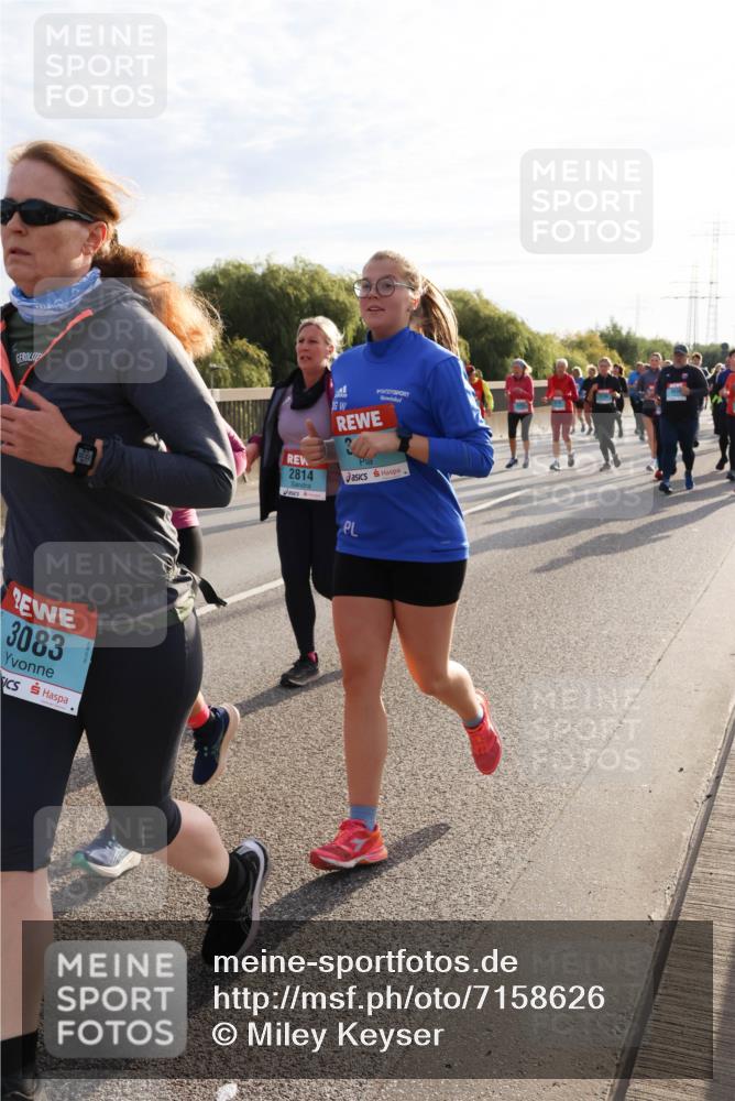 03.10.2024 - Köhlbrandbrückenlauf Miley Keyser http://msf.ph/oto/7158626 03.10.2024 09:23:23 Position 3 3083, 2814 meine-sportfotos.de