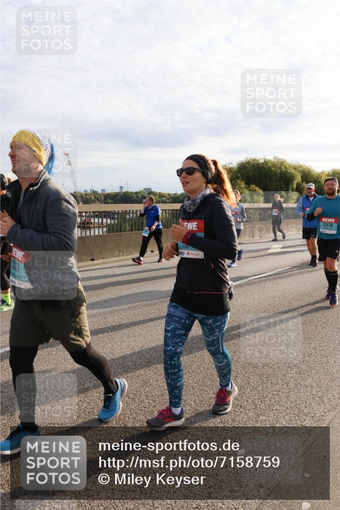 03.10.2024 - Köhlbrandbrückenlauf Miley Keyser http://msf.ph/oto/7158759 03.10.2024 09:23:59 Position 3 3337, 2370 meine-sportfotos.de