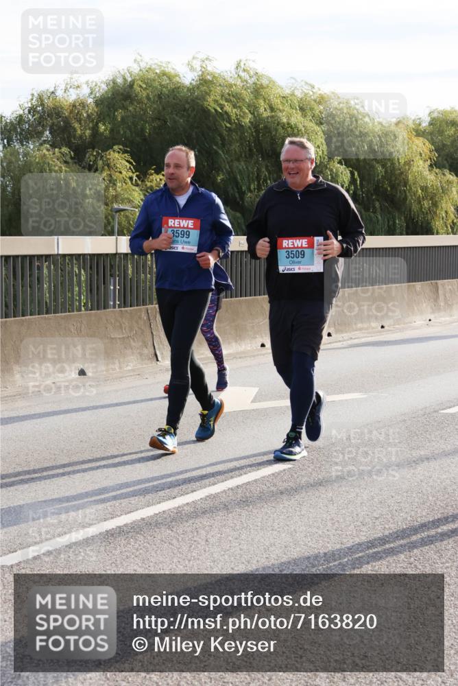 03.10.2024 - Köhlbrandbrückenlauf Miley Keyser http://msf.ph/oto/7163820 03.10.2024 09:24:43 Position 3 3599, 3509 meine-sportfotos.de