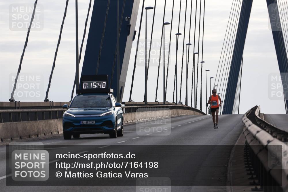 03.10.2024 - Köhlbrandbrückenlauf Matties Gatica Varas http://msf.ph/oto/7164198 03.10.2024 09:15:32 Position 2 0, 15, 48, 124 meine-sportfotos.de