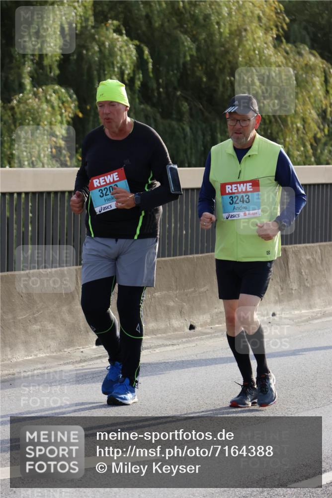 03.10.2024 - Köhlbrandbrückenlauf Miley Keyser http://msf.ph/oto/7164388 03.10.2024 09:25:57 Position 3 320, 3243 meine-sportfotos.de