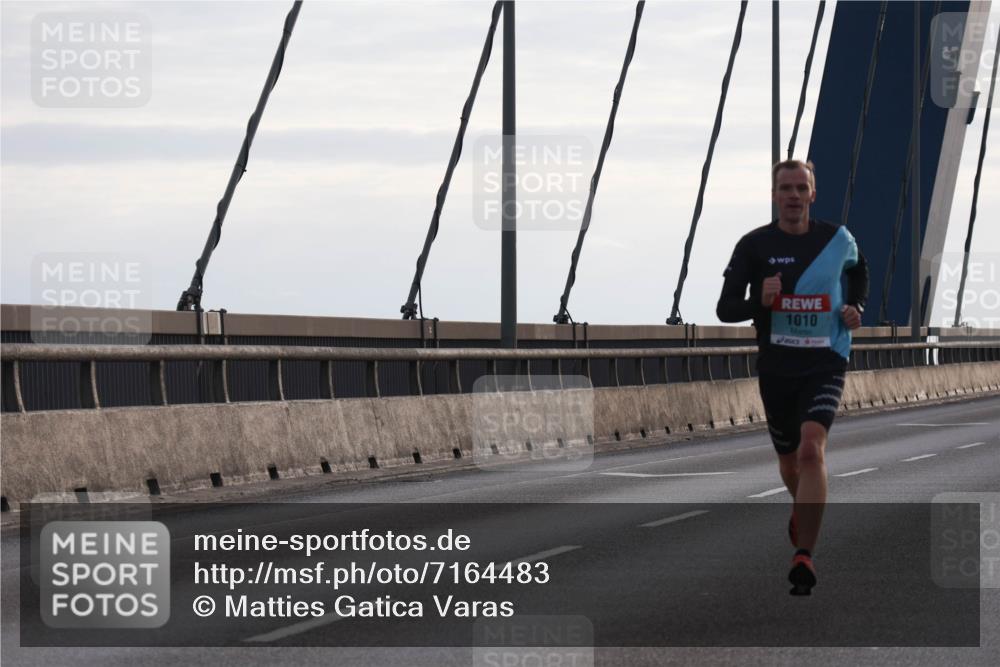 03.10.2024 - Köhlbrandbrückenlauf Matties Gatica Varas http://msf.ph/oto/7164483 03.10.2024 09:16:37 Position 2 1010 meine-sportfotos.de