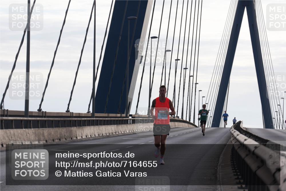 03.10.2024 - Köhlbrandbrückenlauf Matties Gatica Varas http://msf.ph/oto/7164655 03.10.2024 09:17:14 Position 2 1006 meine-sportfotos.de