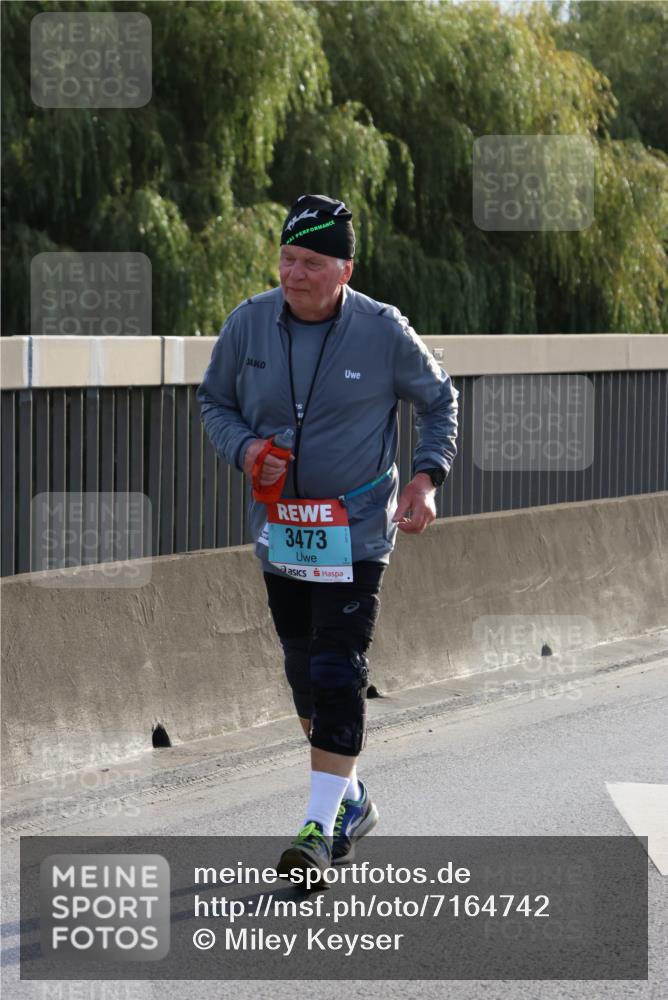 03.10.2024 - Köhlbrandbrückenlauf Miley Keyser http://msf.ph/oto/7164742 03.10.2024 09:27:15 Position 3 3473 meine-sportfotos.de