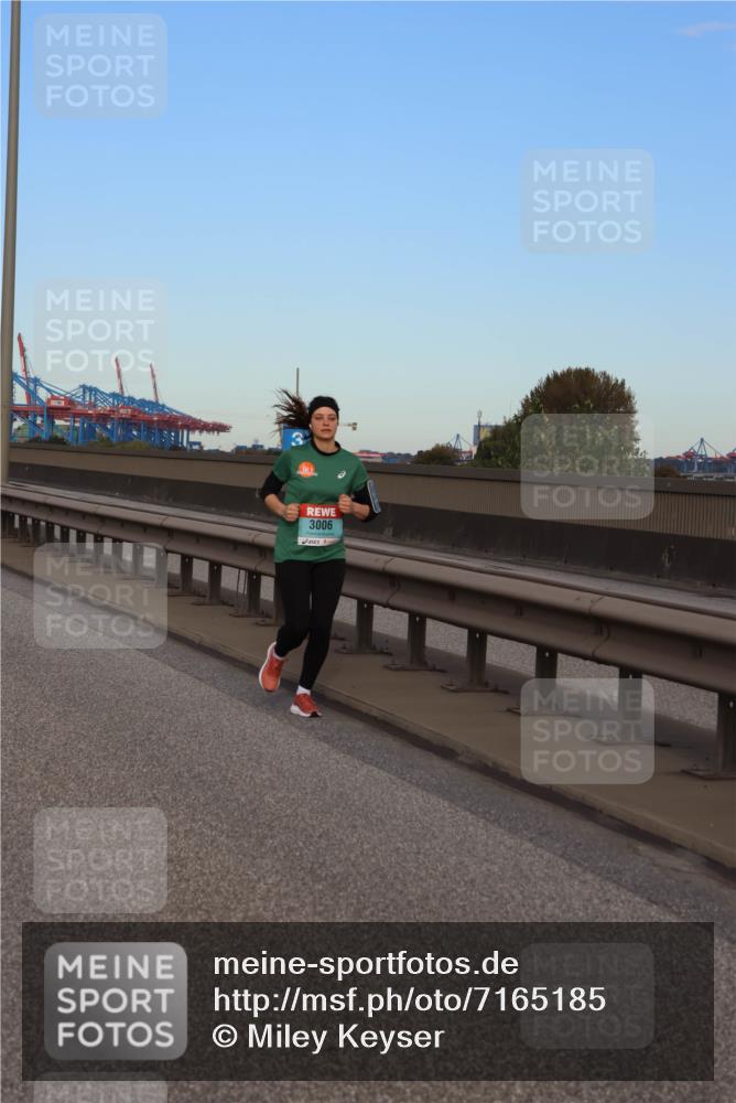 03.10.2024 - Köhlbrandbrückenlauf Miley Keyser http://msf.ph/oto/7165185 03.10.2024 09:35:10 Position 3 3006 meine-sportfotos.de