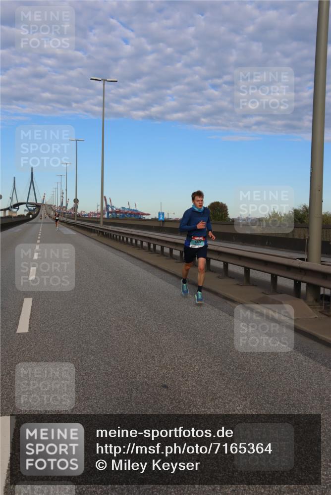 03.10.2024 - Köhlbrandbrückenlauf Miley Keyser http://msf.ph/oto/7165364 03.10.2024 09:36:26 Position 3 1839, 3 meine-sportfotos.de