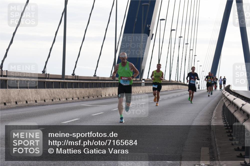 03.10.2024 - Köhlbrandbrückenlauf Matties Gatica Varas http://msf.ph/oto/7165684 03.10.2024 09:18:49 Position 2 1018, 100 meine-sportfotos.de