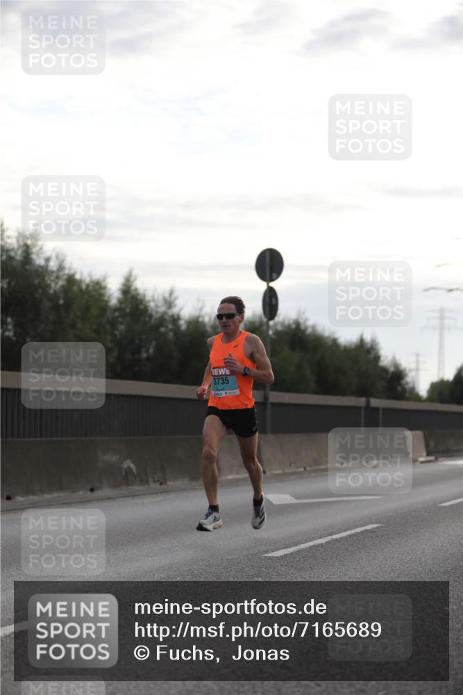 03.10.2024 - Köhlbrandbrückenlauf Fuchs,  Jonas http://msf.ph/oto/7165689 03.10.2024 09:08:41 Position 3 3735 meine-sportfotos.de