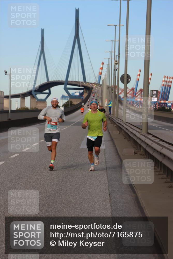 03.10.2024 - Köhlbrandbrückenlauf Miley Keyser http://msf.ph/oto/7165875 03.10.2024 09:38:40 Position 3 1377 meine-sportfotos.de