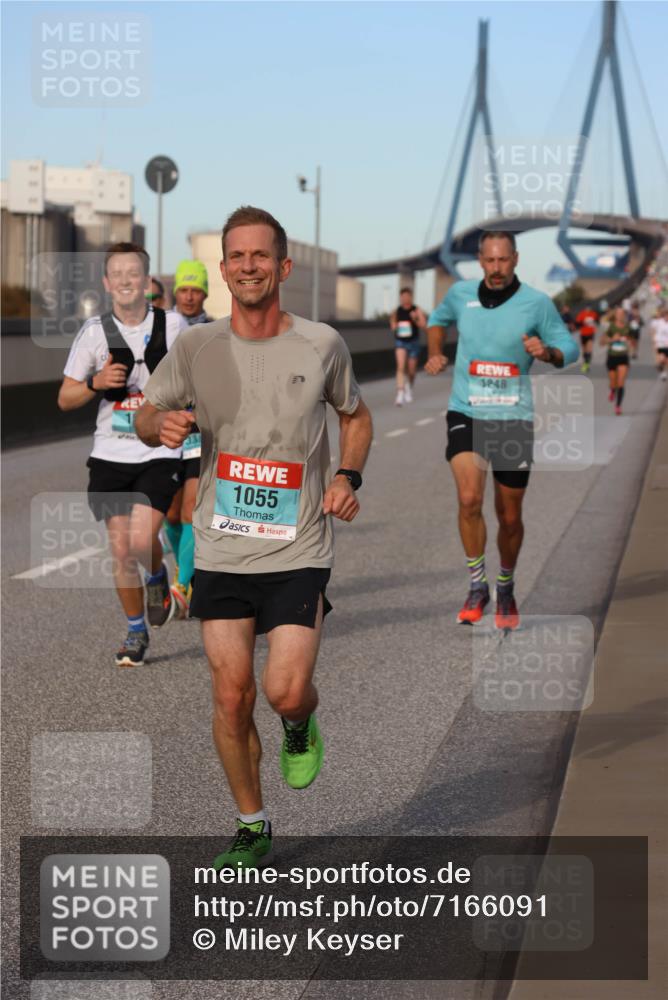 03.10.2024 - Köhlbrandbrückenlauf Miley Keyser http://msf.ph/oto/7166091 03.10.2024 09:39:25 Position 3 1055, 1248 meine-sportfotos.de