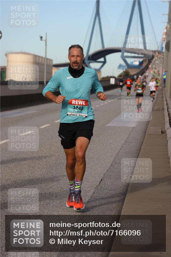 03.10.2024 - Köhlbrandbrückenlauf Miley Keyser http://msf.ph/oto/7166096 03.10.2024 09:39:26 Position 3 1248 meine-sportfotos.de