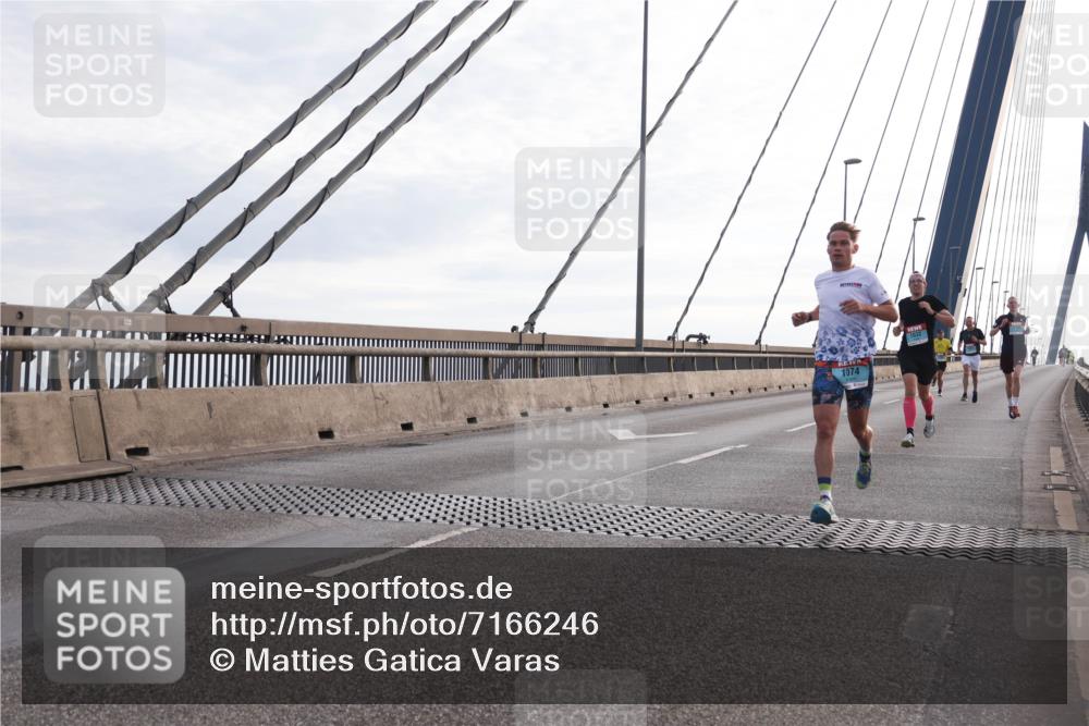 03.10.2024 - Köhlbrandbrückenlauf Matties Gatica Varas http://msf.ph/oto/7166246 03.10.2024 09:19:17 Position 2 1074, 1032 meine-sportfotos.de