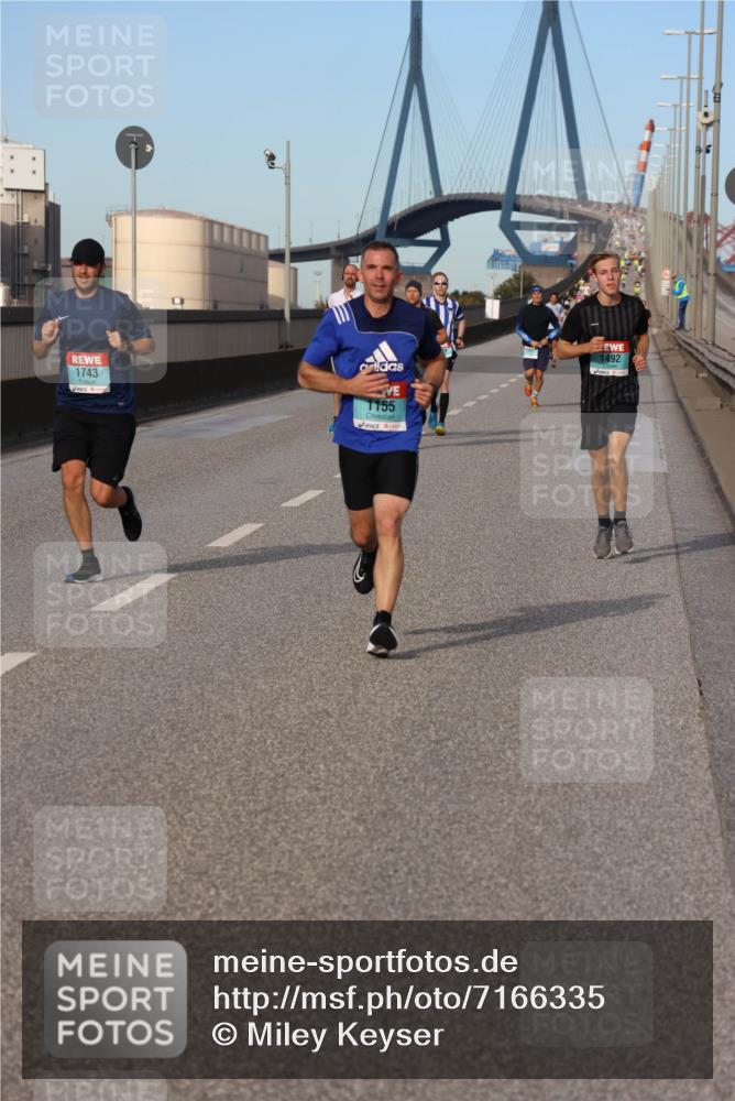 03.10.2024 - Köhlbrandbrückenlauf Miley Keyser http://msf.ph/oto/7166335 03.10.2024 09:40:37 Position 3 1743, 1155, 1492 meine-sportfotos.de