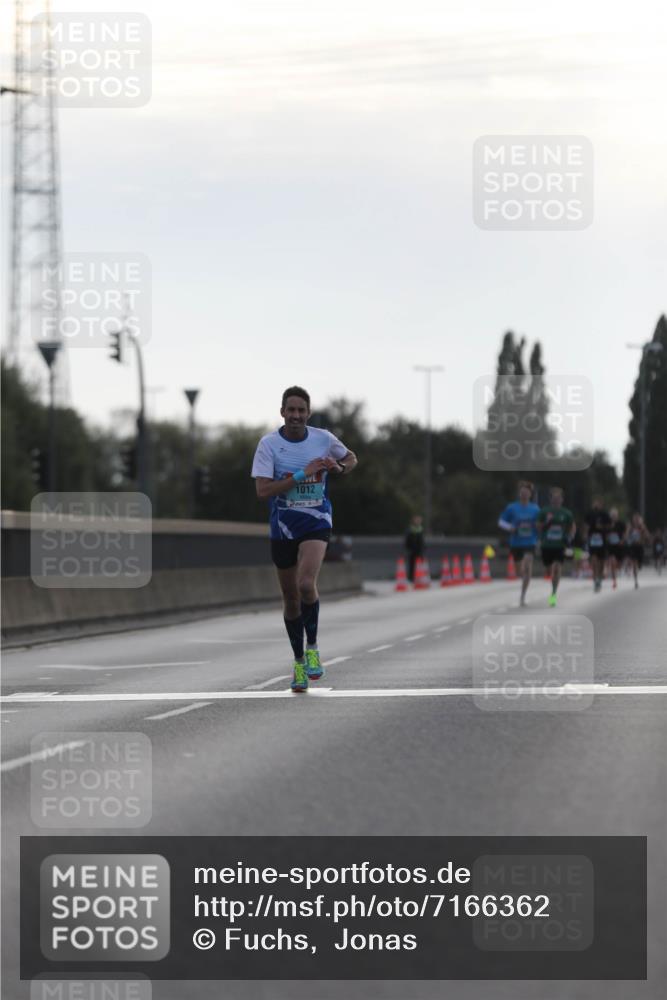 03.10.2024 - Köhlbrandbrückenlauf Fuchs,  Jonas http://msf.ph/oto/7166362 03.10.2024 09:09:41 Position 3 1012 meine-sportfotos.de