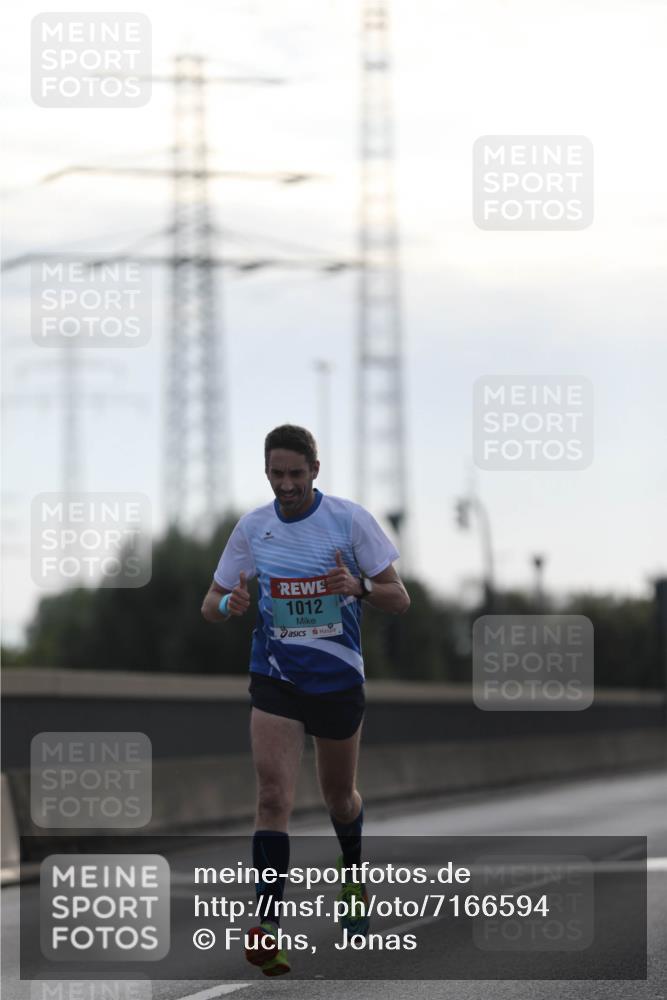 03.10.2024 - Köhlbrandbrückenlauf Fuchs,  Jonas http://msf.ph/oto/7166594 03.10.2024 09:09:44 Position 3 1012 meine-sportfotos.de