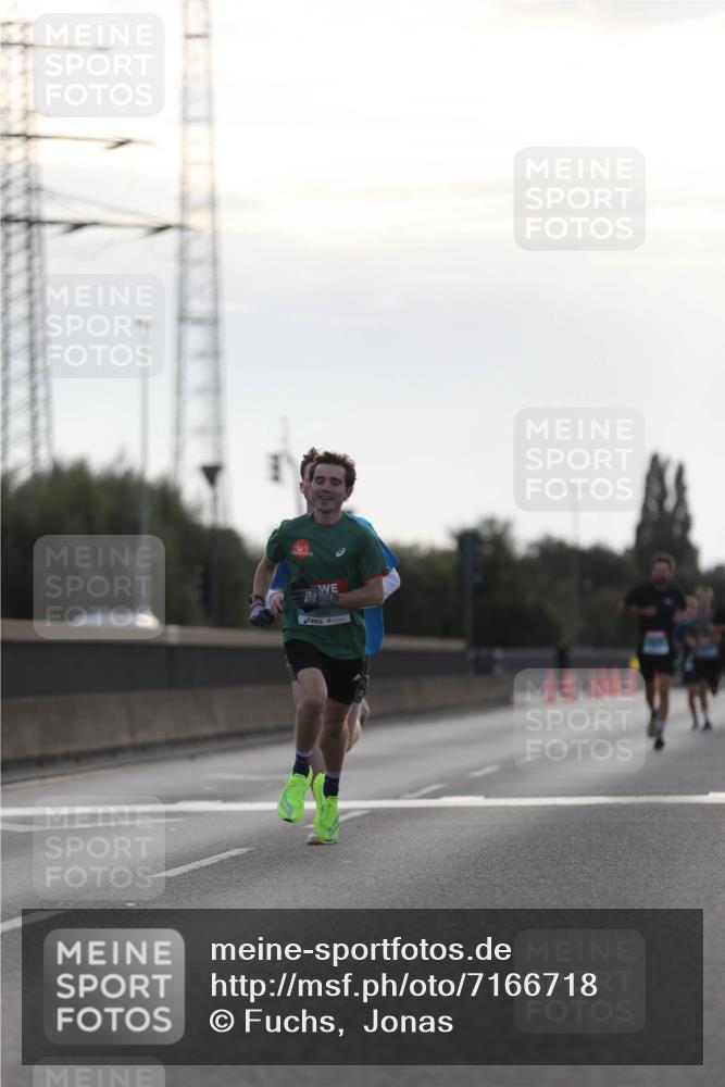 03.10.2024 - Köhlbrandbrückenlauf Fuchs,  Jonas http://msf.ph/oto/7166718 03.10.2024 09:09:54 Position 3  meine-sportfotos.de