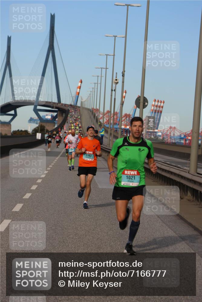 03.10.2024 - Köhlbrandbrückenlauf Miley Keyser http://msf.ph/oto/7166777 03.10.2024 09:41:12 Position 3 1163, 1021 meine-sportfotos.de