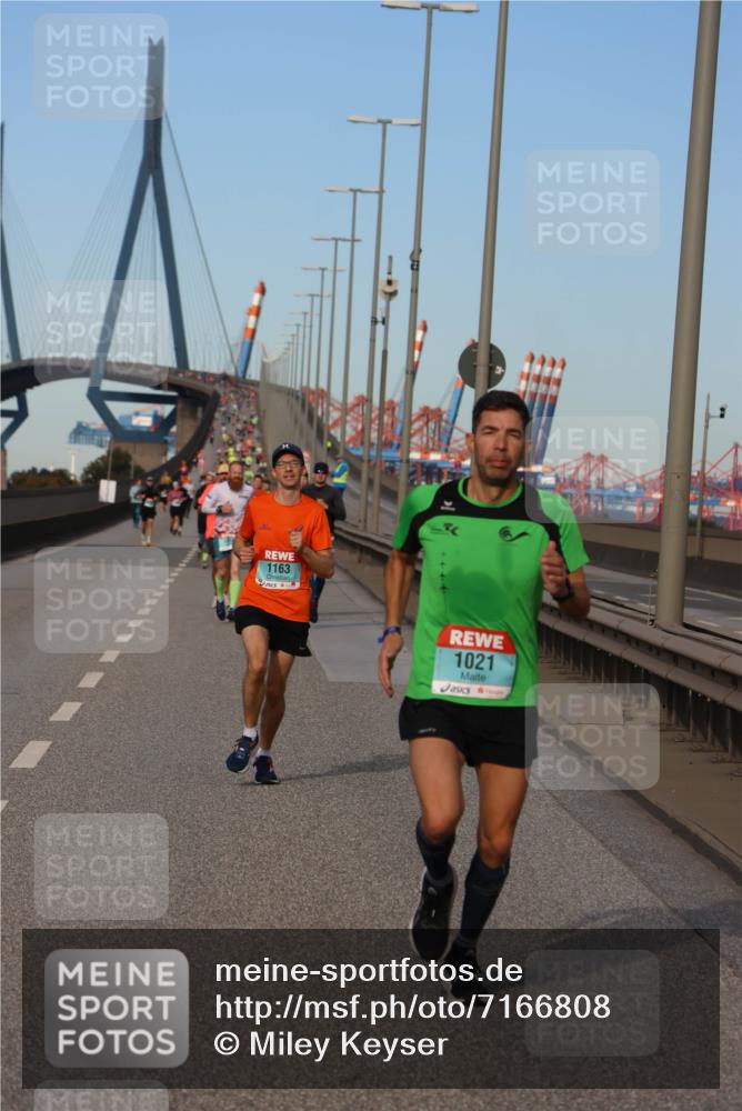 03.10.2024 - Köhlbrandbrückenlauf Miley Keyser http://msf.ph/oto/7166808 03.10.2024 09:41:13 Position 3 1163, 1021 meine-sportfotos.de
