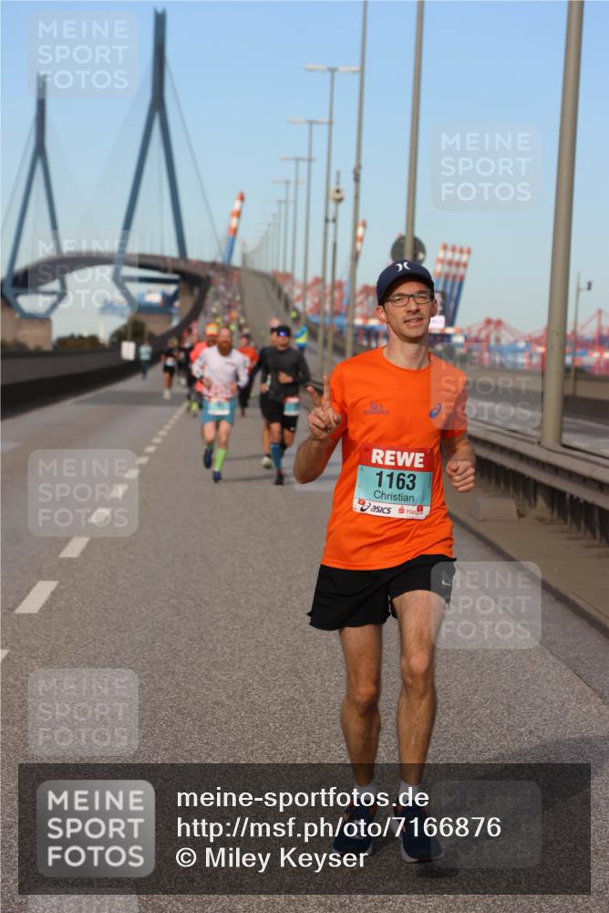 03.10.2024 - Köhlbrandbrückenlauf Miley Keyser http://msf.ph/oto/7166876 03.10.2024 09:41:16 Position 3 1163 meine-sportfotos.de