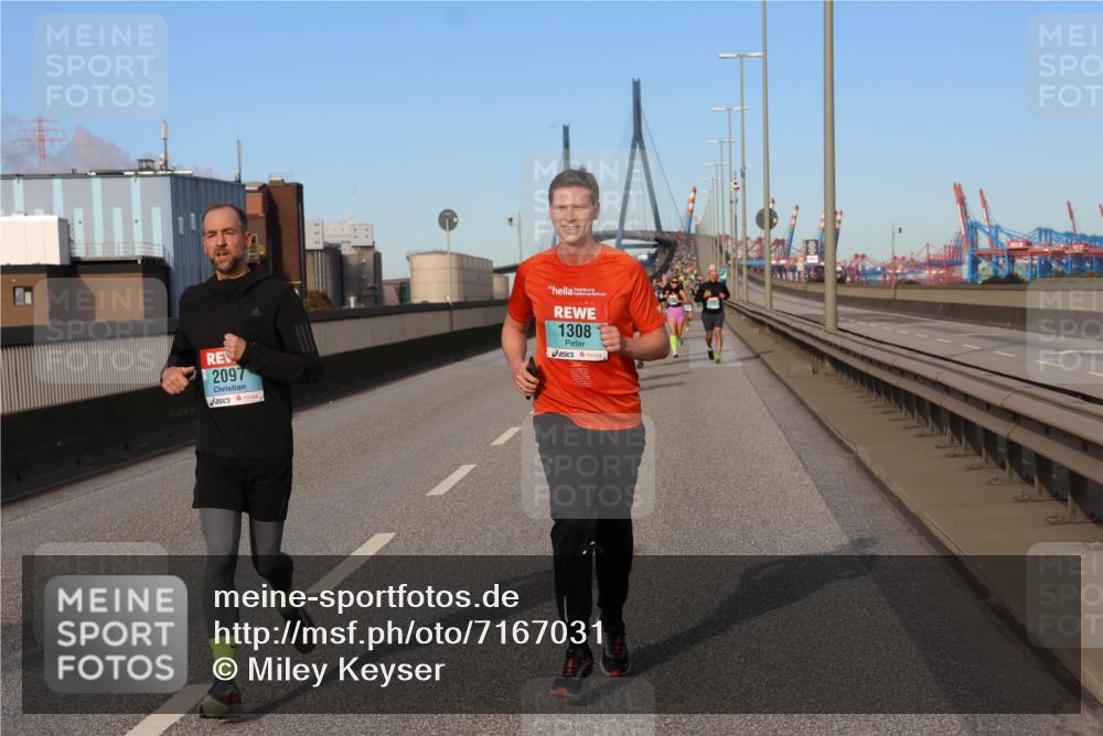 03.10.2024 - Köhlbrandbrückenlauf Miley Keyser http://msf.ph/oto/7167031 03.10.2024 09:41:39 Position 3 2097, 1308 meine-sportfotos.de
