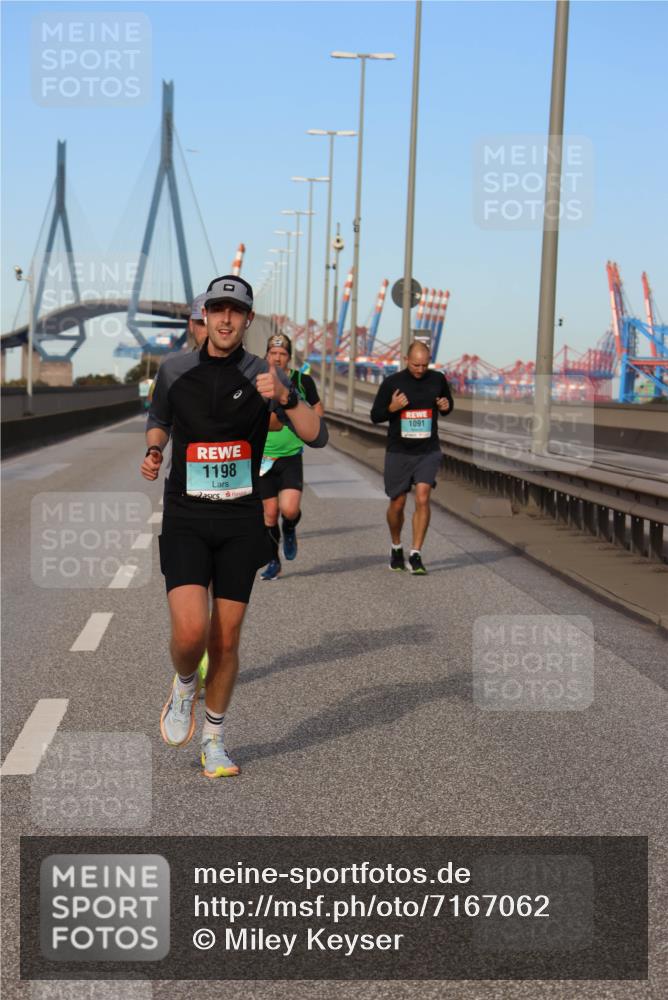 03.10.2024 - Köhlbrandbrückenlauf Miley Keyser http://msf.ph/oto/7167062 03.10.2024 09:41:44 Position 3 1198, 1091 meine-sportfotos.de