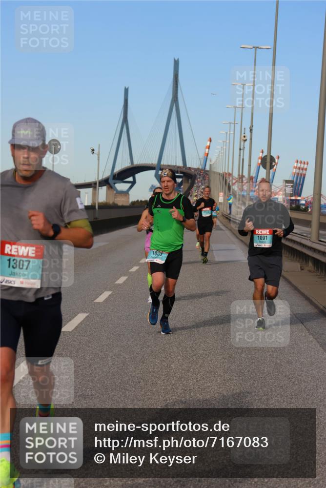 03.10.2024 - Köhlbrandbrückenlauf Miley Keyser http://msf.ph/oto/7167083 03.10.2024 09:41:46 Position 3 1307, 1053, 1172, 1091 meine-sportfotos.de