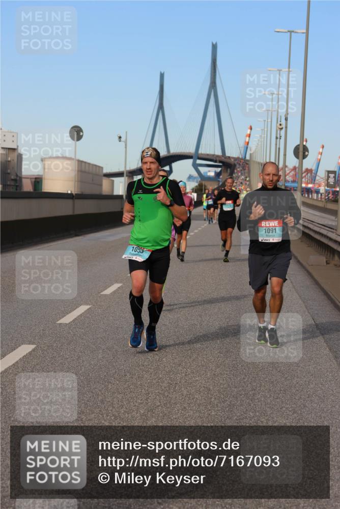 03.10.2024 - Köhlbrandbrückenlauf Miley Keyser http://msf.ph/oto/7167093 03.10.2024 09:41:46 Position 3 1053, 1091 meine-sportfotos.de