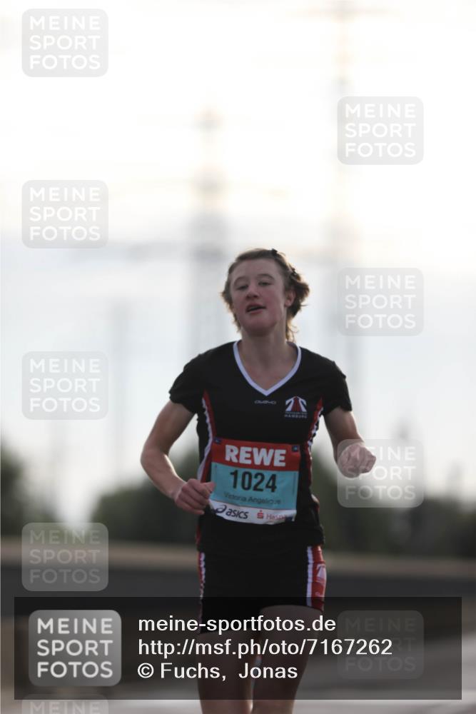 03.10.2024 - Köhlbrandbrückenlauf Fuchs,  Jonas http://msf.ph/oto/7167262 03.10.2024 09:10:14 Position 3 9630, 1024 meine-sportfotos.de