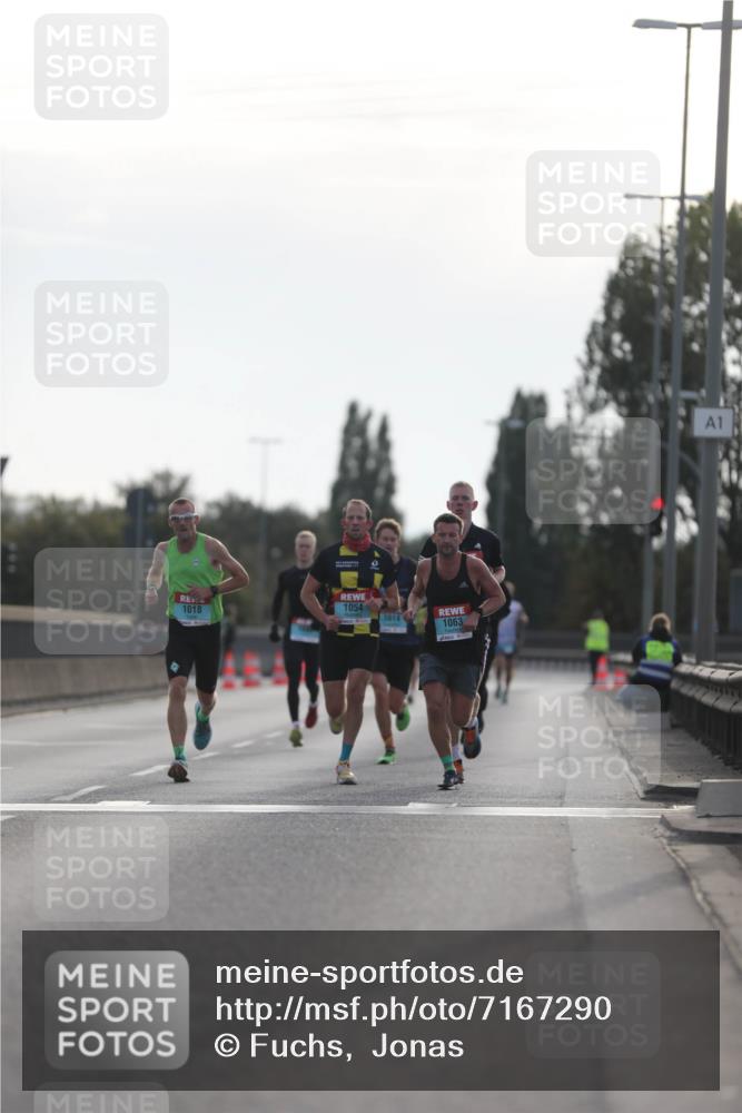 03.10.2024 - Köhlbrandbrückenlauf Fuchs,  Jonas http://msf.ph/oto/7167290 03.10.2024 09:10:20 Position 3 1018, 1054, 1014, 1063, 1 meine-sportfotos.de