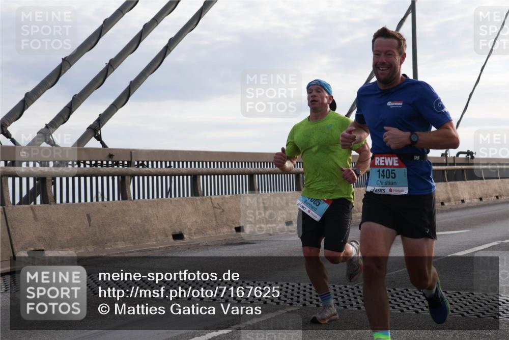 03.10.2024 - Köhlbrandbrückenlauf Matties Gatica Varas http://msf.ph/oto/7167625 03.10.2024 09:20:15 Position 2 005, 1405 meine-sportfotos.de